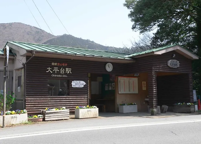 Yamaguchi House,Historic Private House With Open-Air Hot Springs