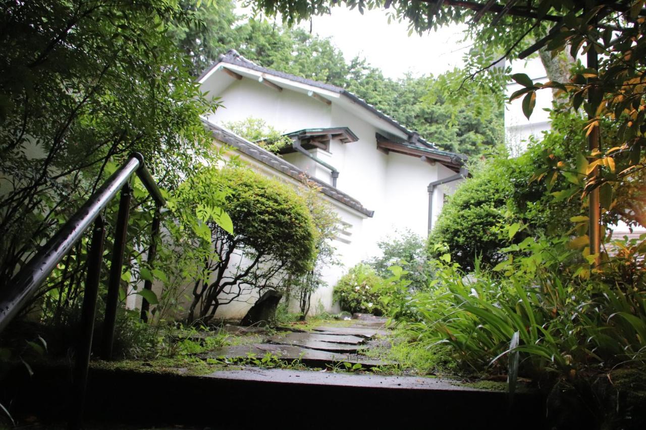 Yamaguchi House,historic Private House With Open-air Hot Springs