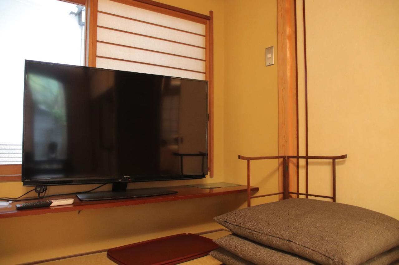 Yamaguchi House,historic Private House With Open-air Hot Springs