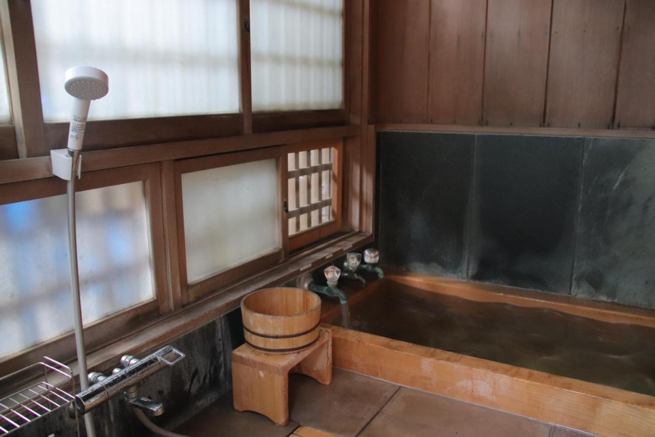 Villa Yamaguchi House,historic Private House With Open-air Hot Springs Hakone